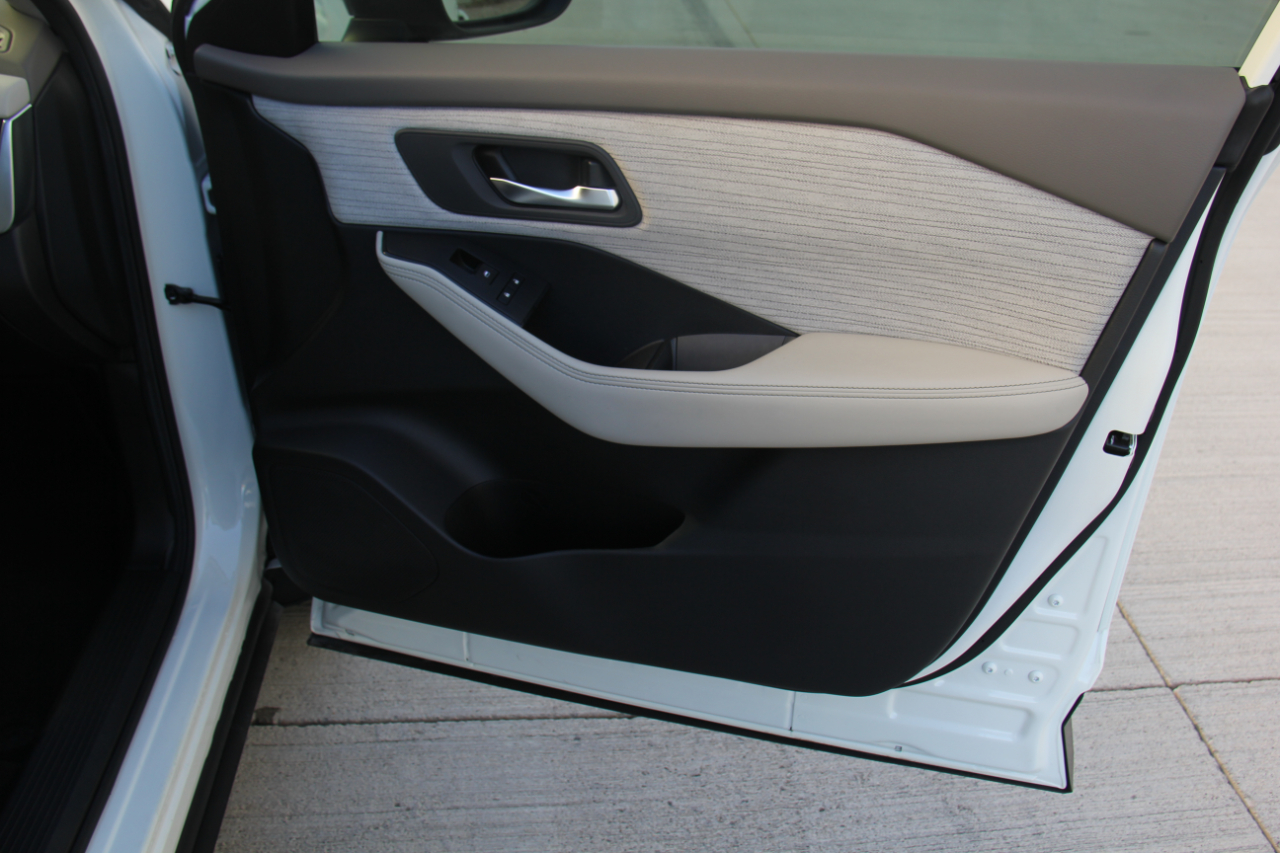 Nissan Rogue SV 2023