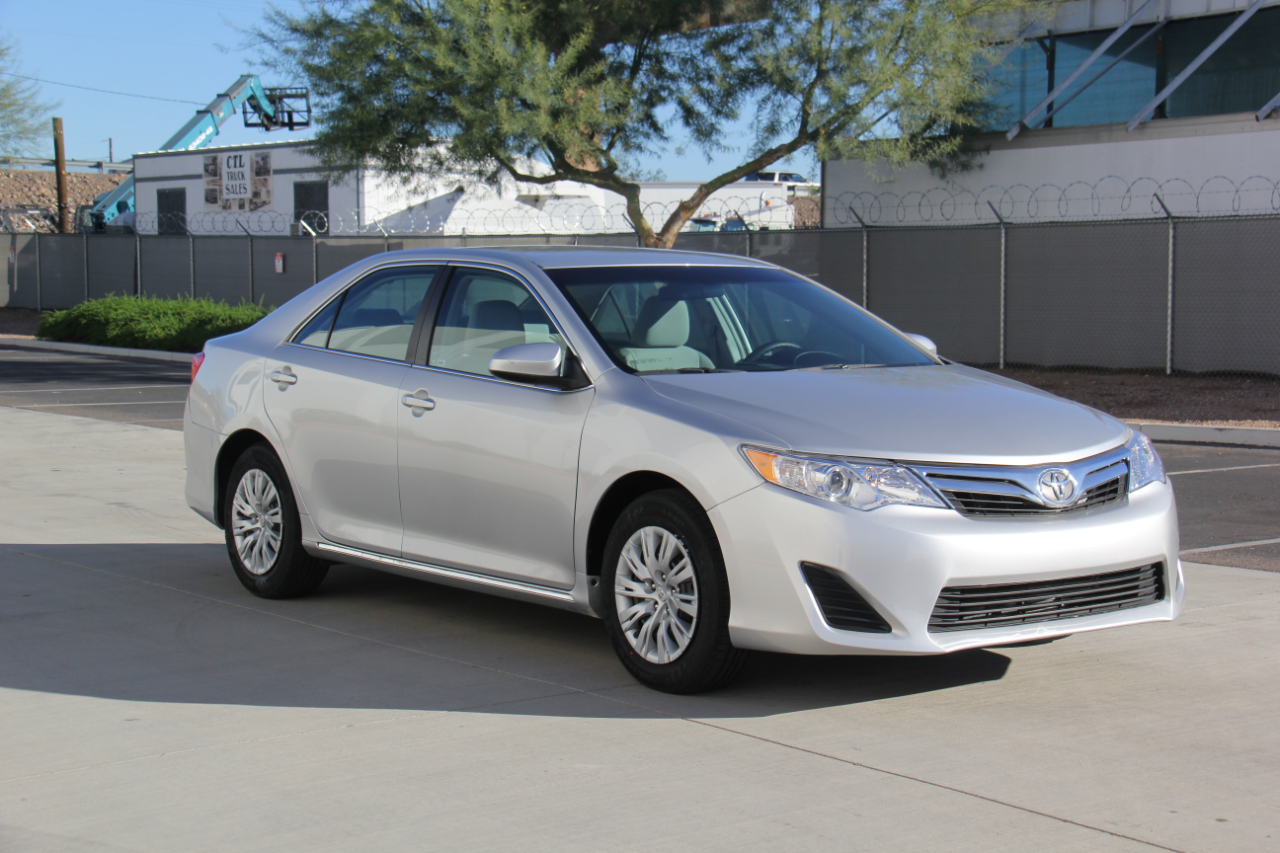 Toyota Camry LE 2012