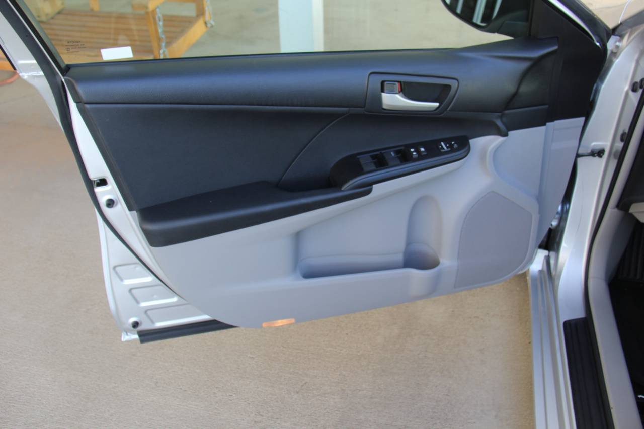 Toyota Camry LE 2012