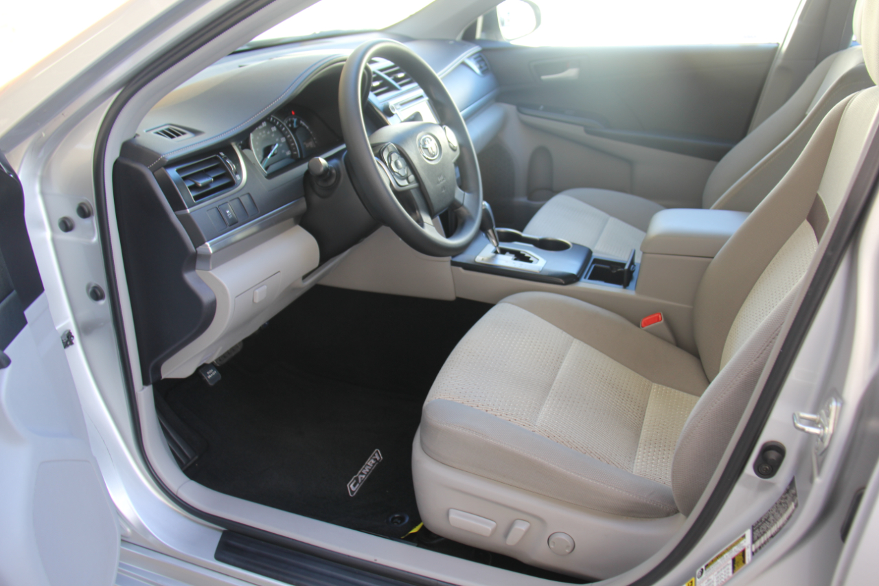 Toyota Camry LE 2012
