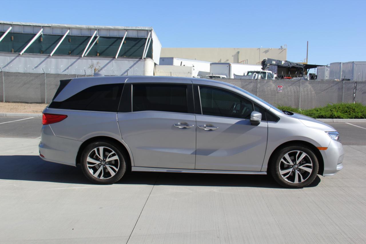Honda Odyssey Touring 2023