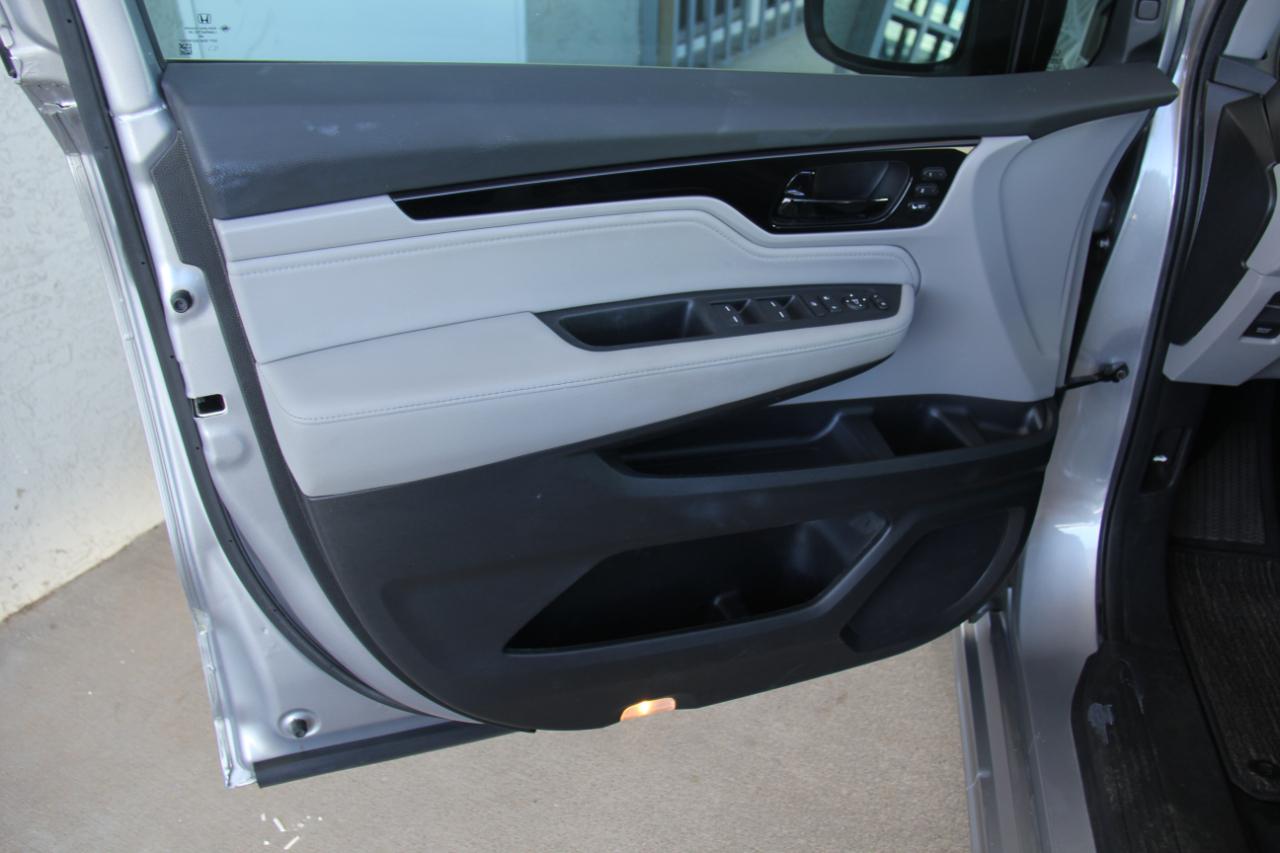 Honda Odyssey Touring 2023