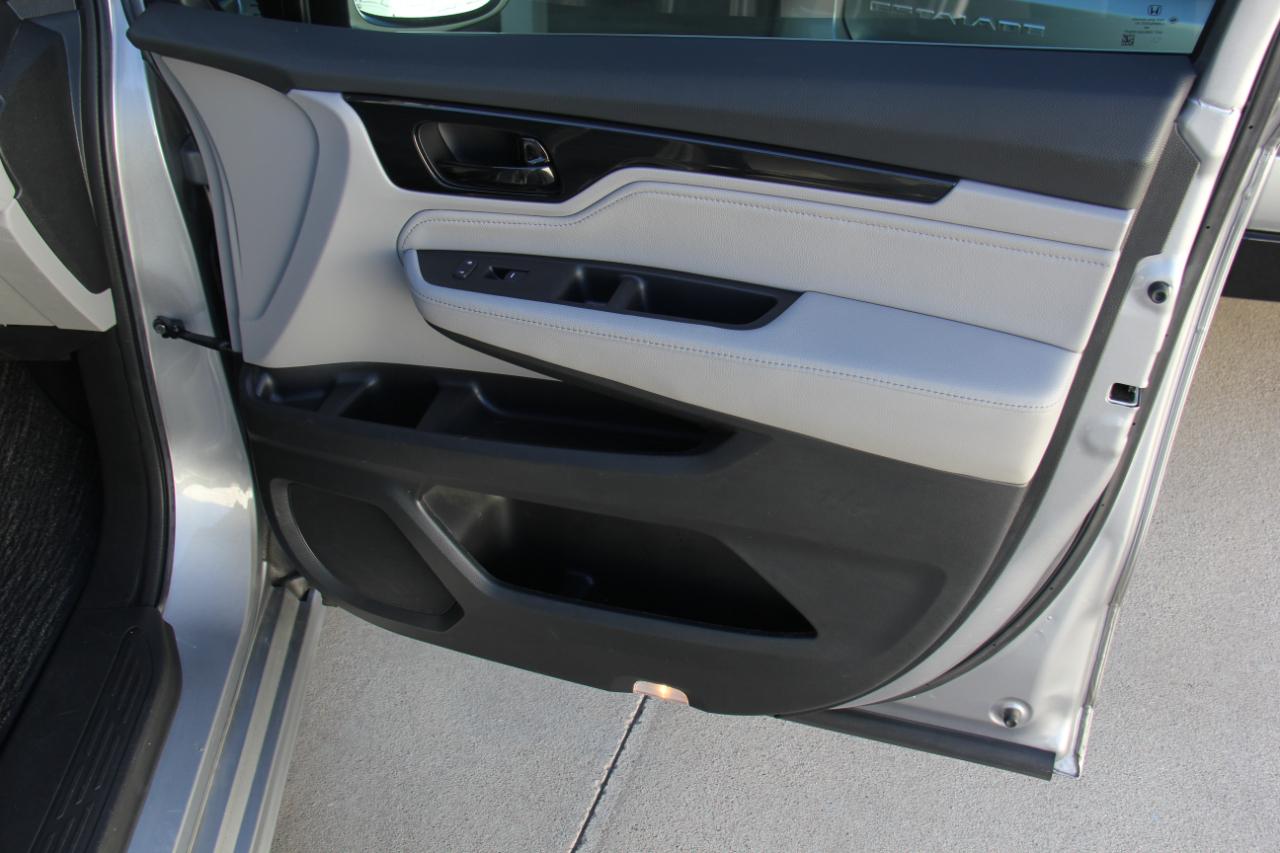 Honda Odyssey Touring 2023