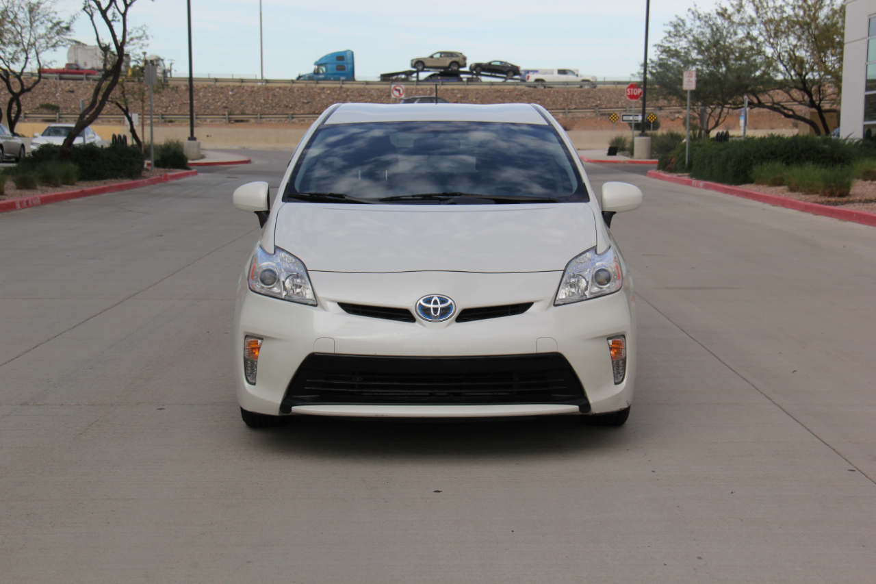 Toyota Prius One 2015