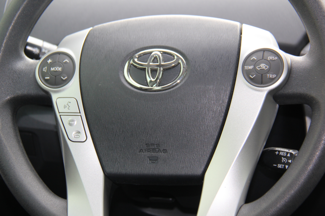 Toyota Prius One 2015