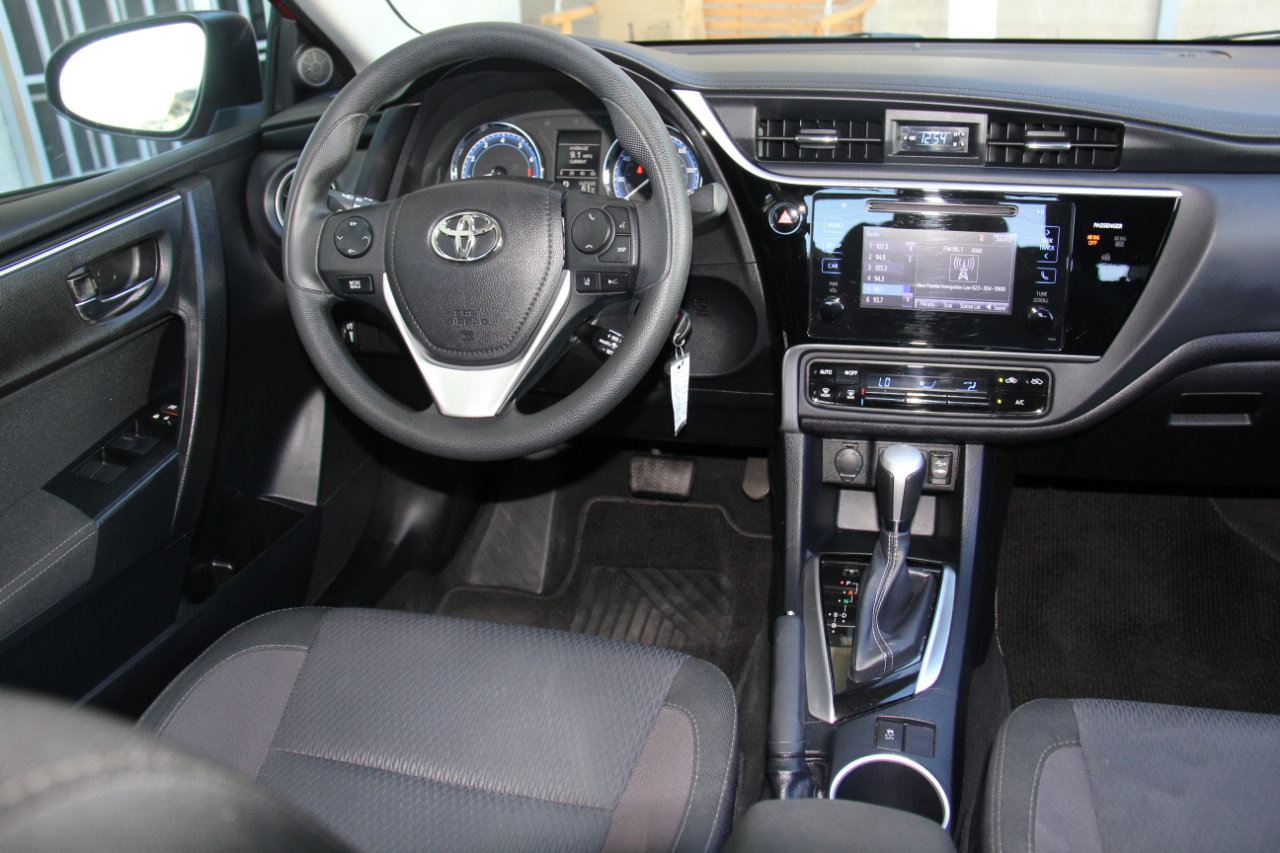 Toyota Corolla LE 2017