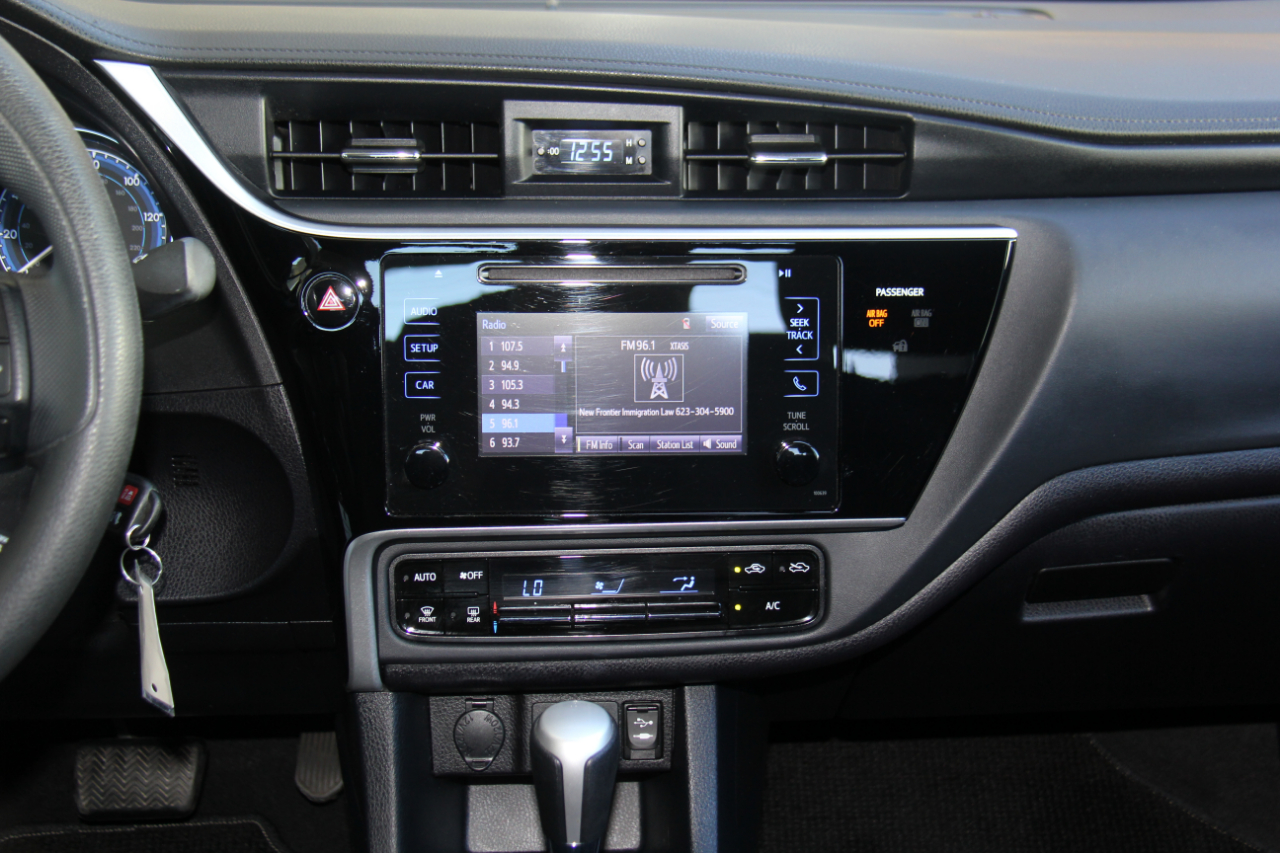 Toyota Corolla LE 2017