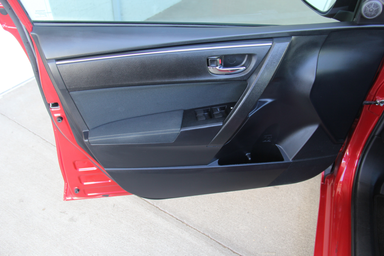 Toyota Corolla LE 2017