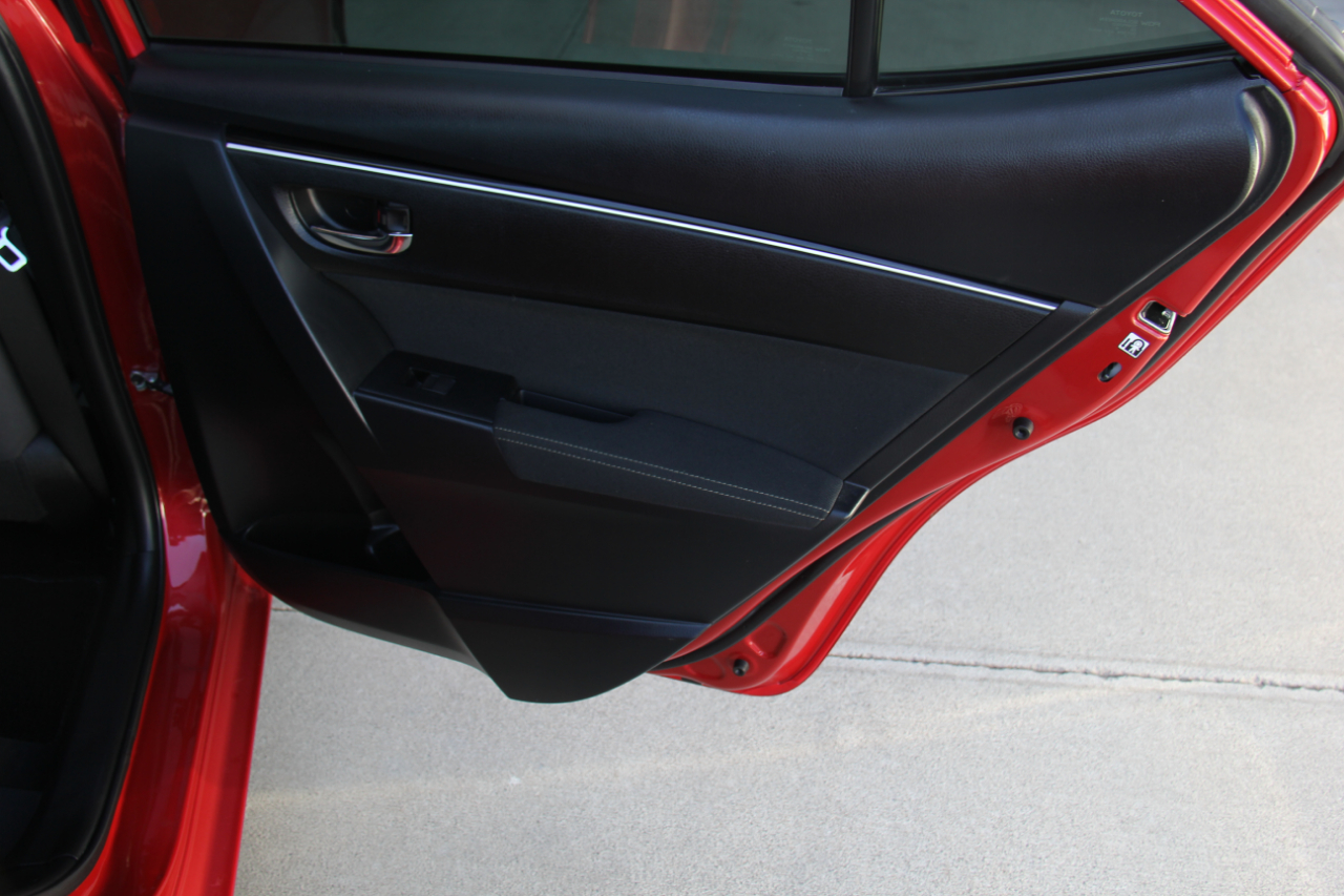 Toyota Corolla LE 2017