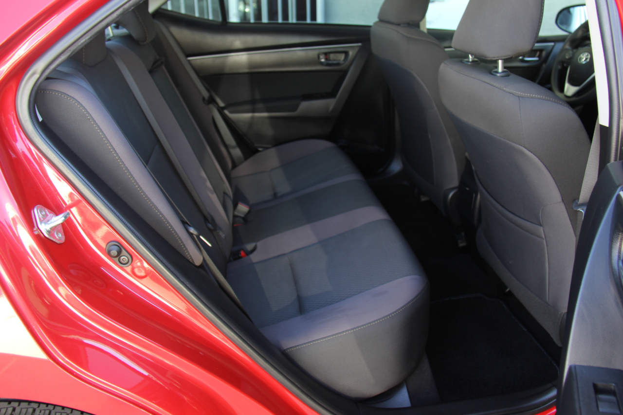 Toyota Corolla LE 2017