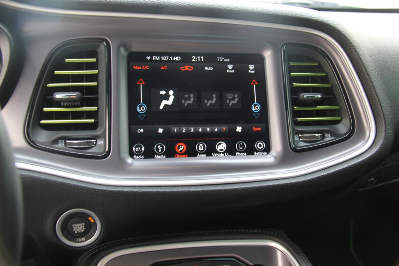 Dodge Challenger SXT 2019