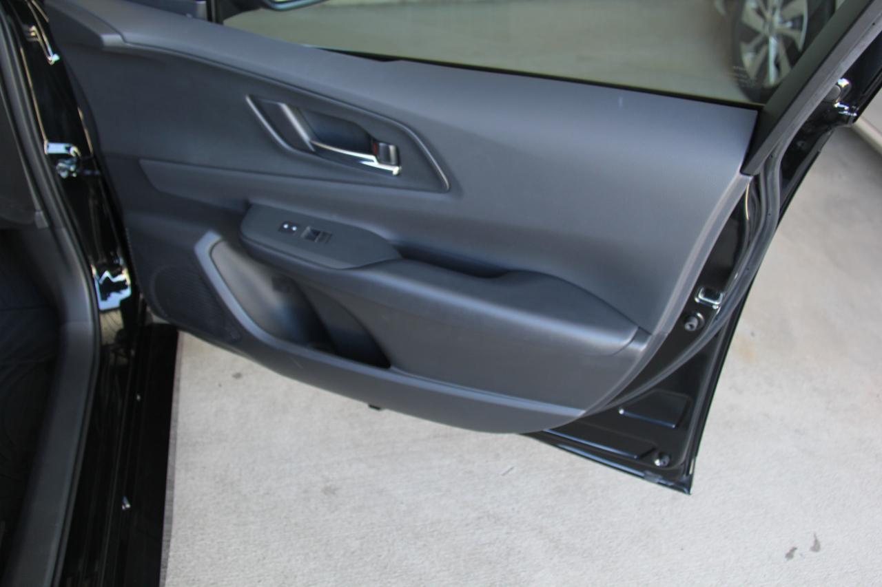 Toyota Prius Plug-In Hybrid XSE Premium 2025