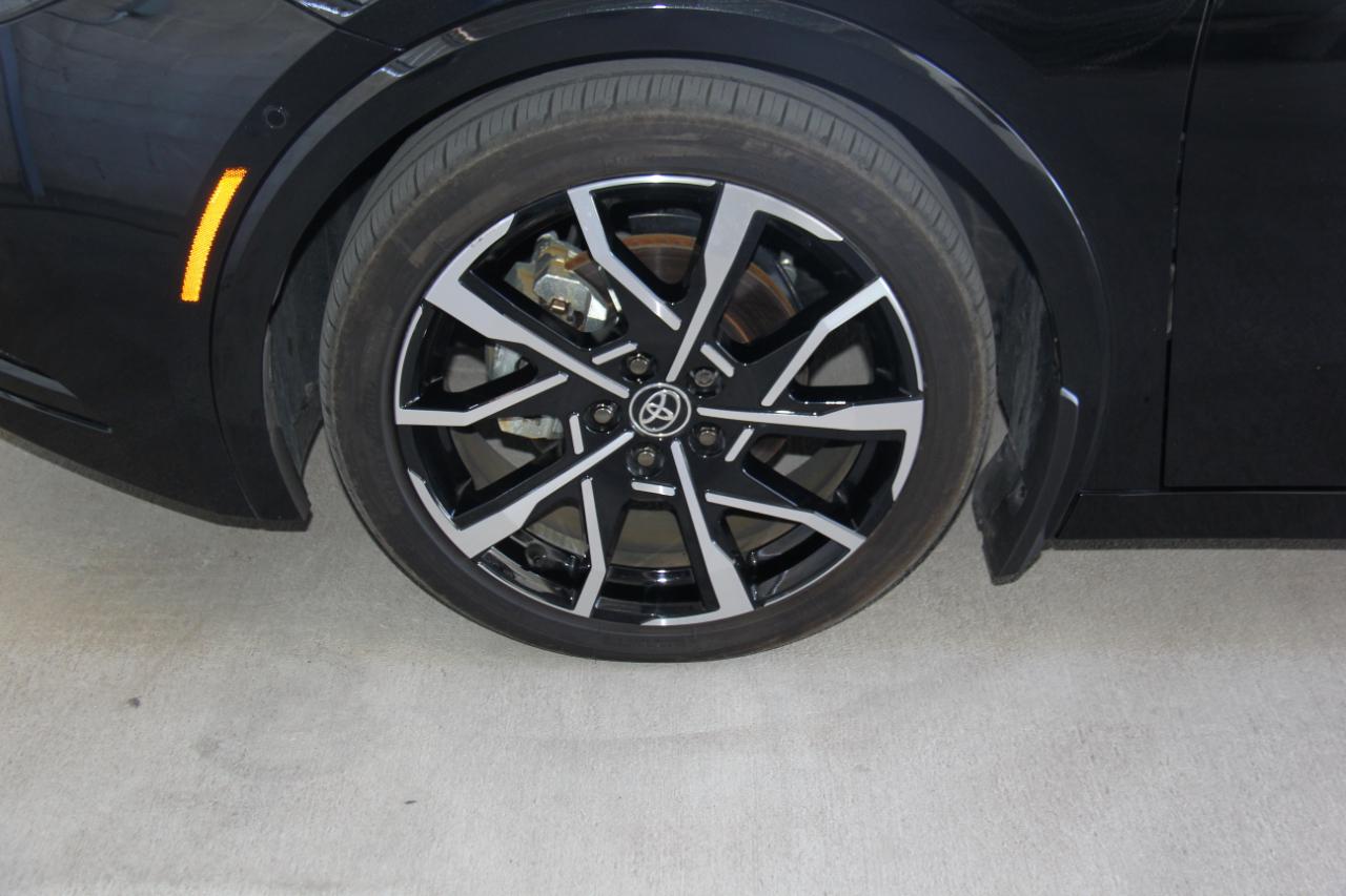 Toyota Prius Plug-In Hybrid XSE Premium 2025