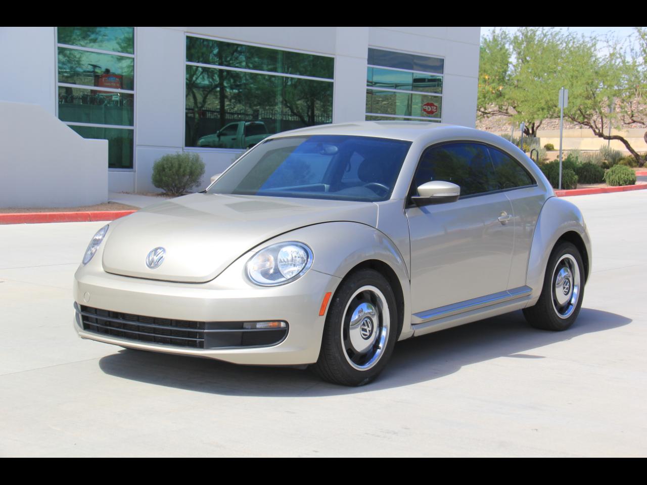 Volkswagen Beetle  2012