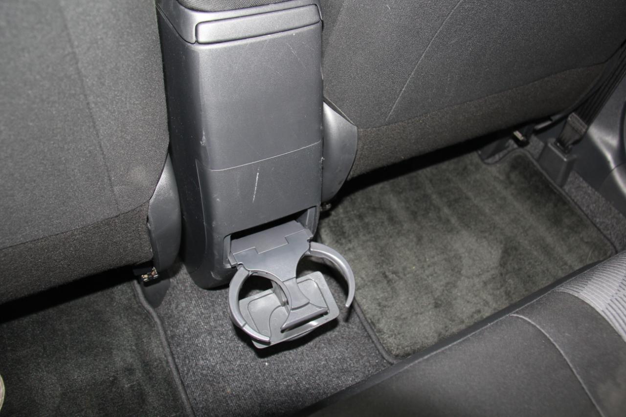 Scion xB 5-Door Wagon 4-Spd AT 2012