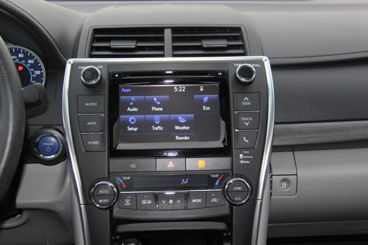 Toyota Camry Hybrid LE 2017