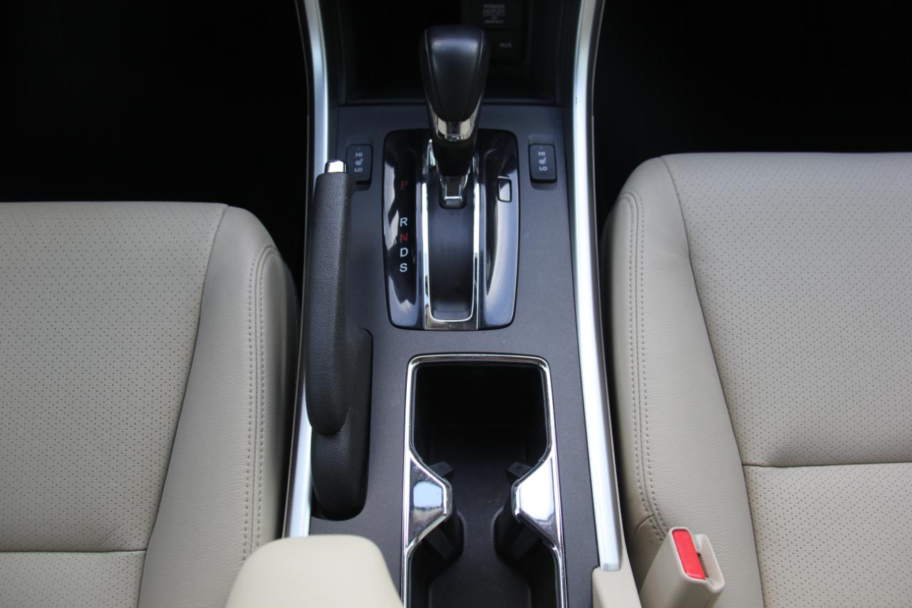 Honda Accord EX-L V6 Sedan AT 2015