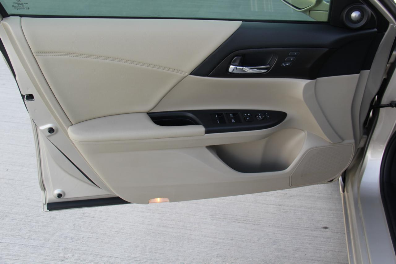 Honda Accord EX-L V6 Sedan AT 2015