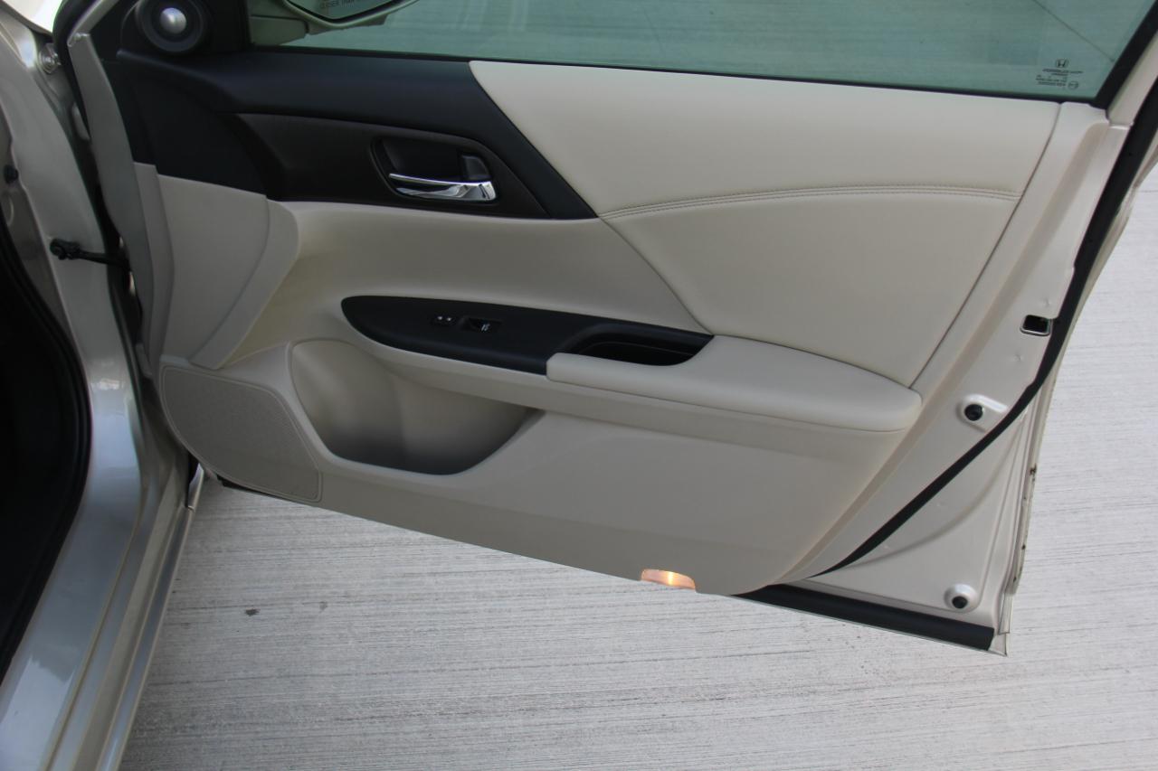 Honda Accord EX-L V6 Sedan AT 2015