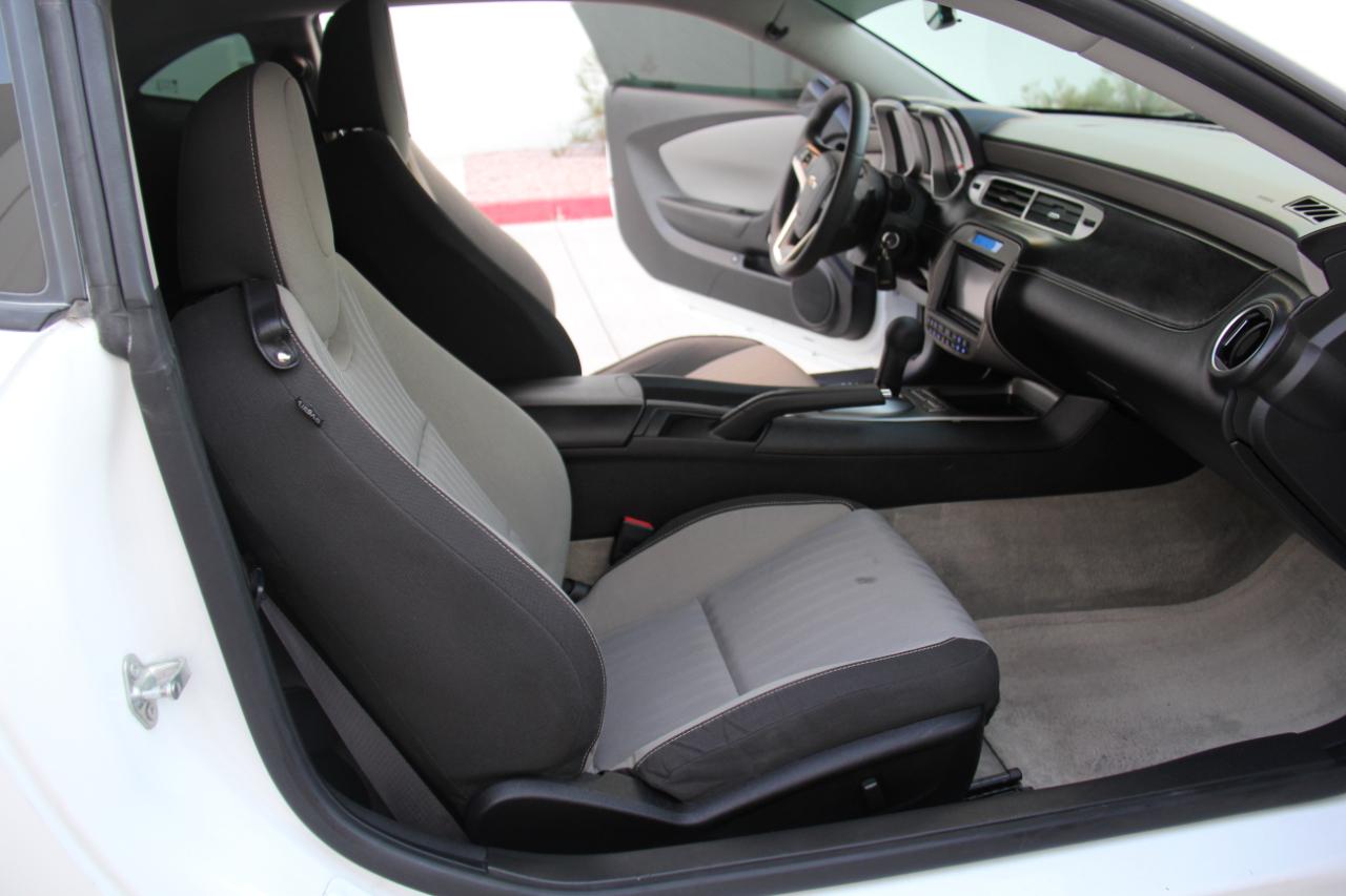 Chevrolet Camaro Coupe 2015