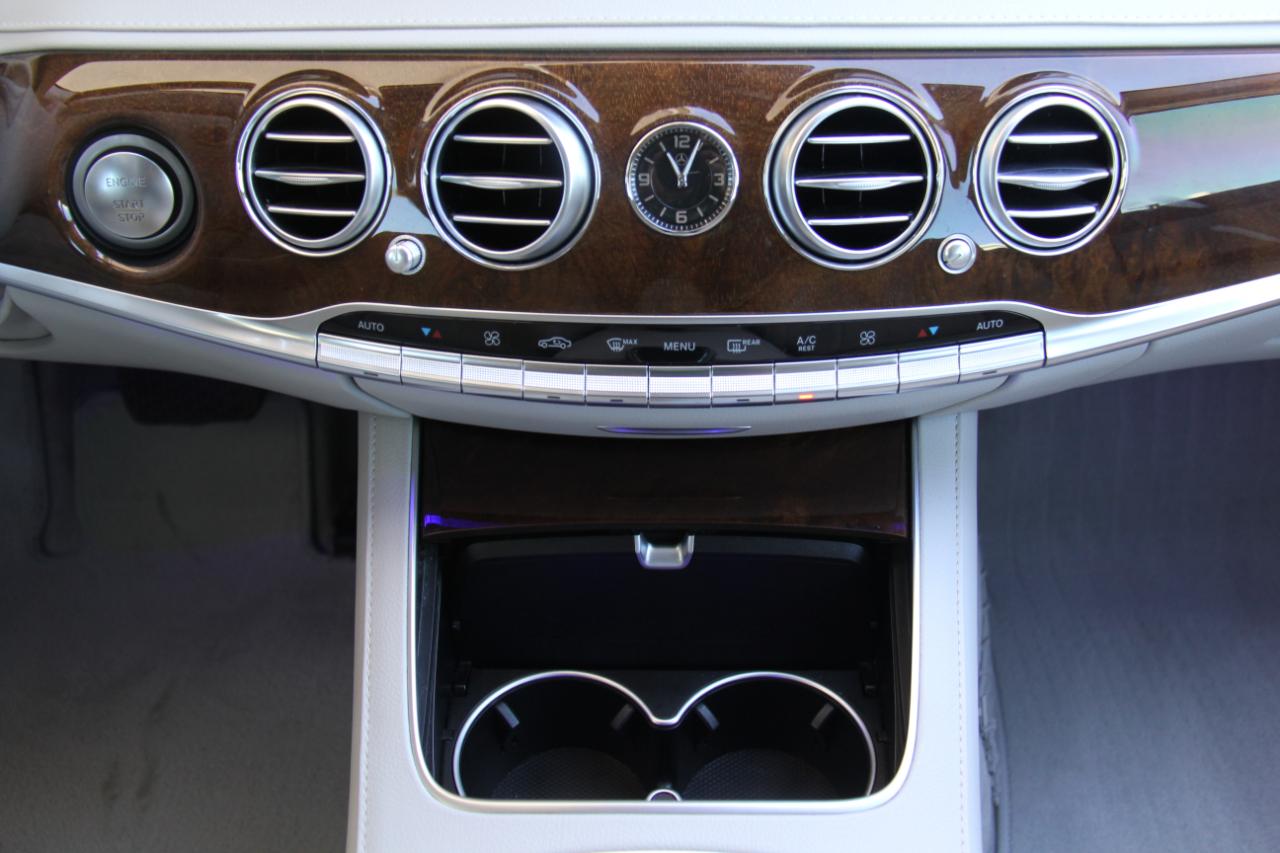 Mercedes-Benz S-Class S550 2015