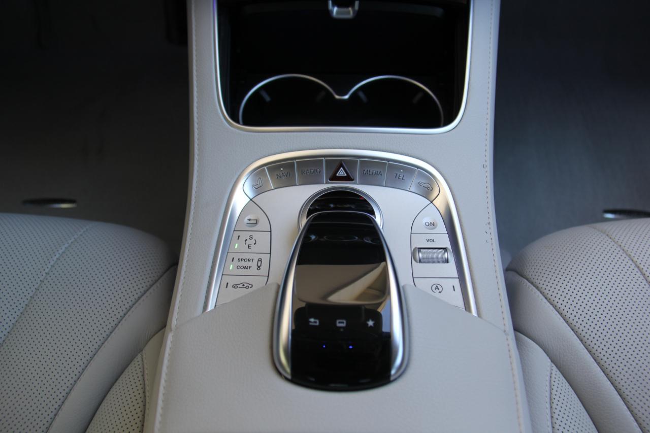 Mercedes-Benz S-Class S550 2015