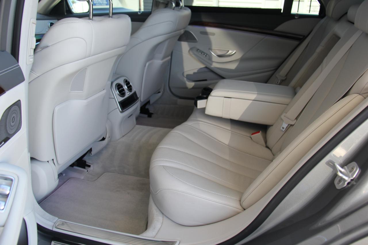 Mercedes-Benz S-Class S550 2015