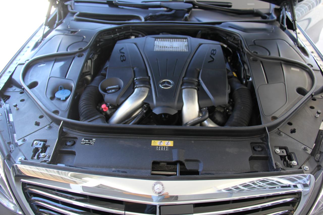 Mercedes-Benz S-Class S550 2015