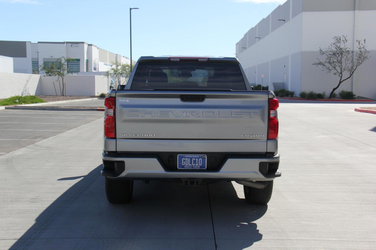 Chevrolet Silverado 1500 Custom Crew Cab 2WD 2024