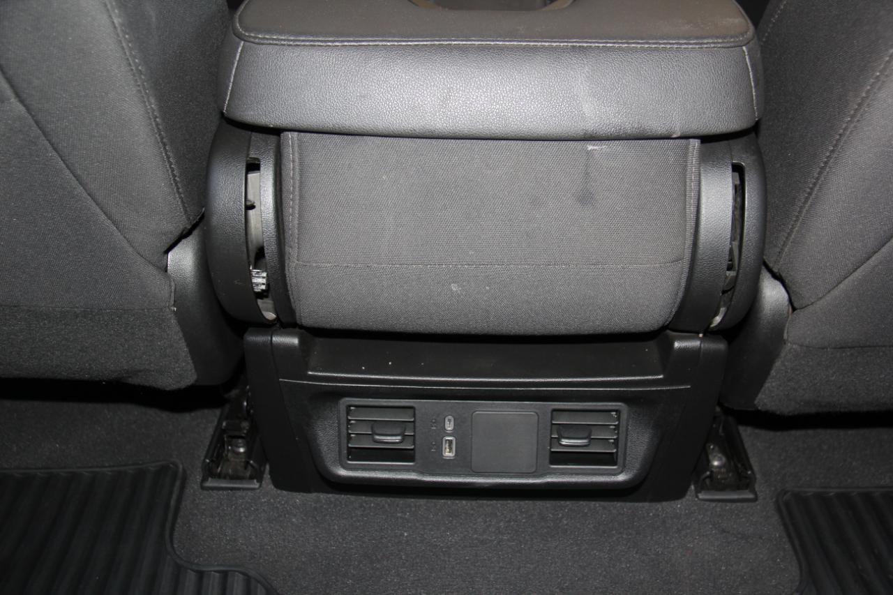 Chevrolet Silverado 1500 Custom Crew Cab 2WD 2024