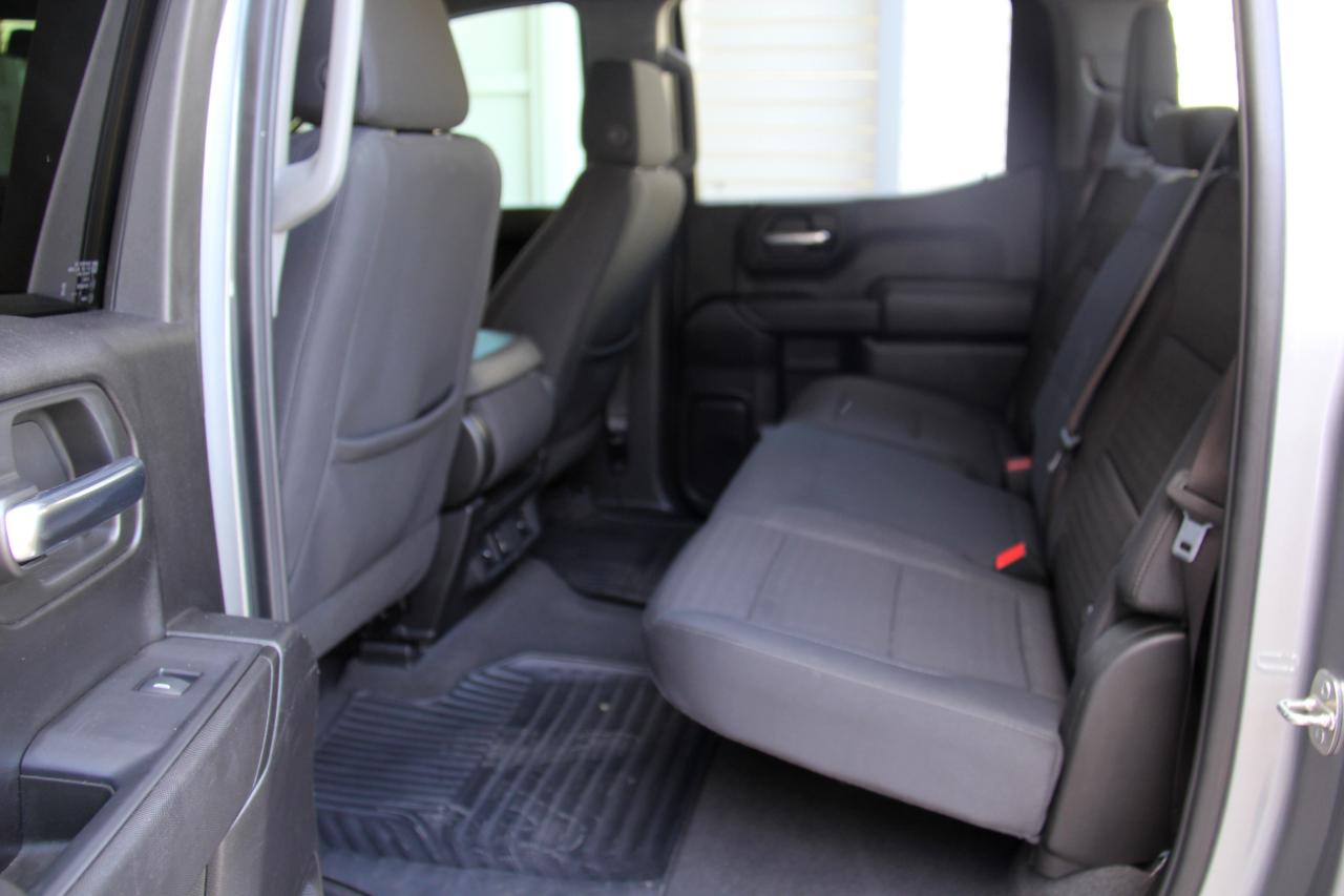 Chevrolet Silverado 1500 Custom Crew Cab 2WD 2024