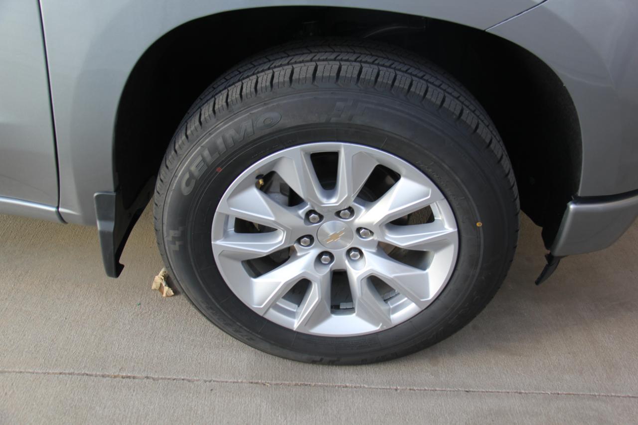 Chevrolet Silverado 1500 Custom Crew Cab 2WD 2024