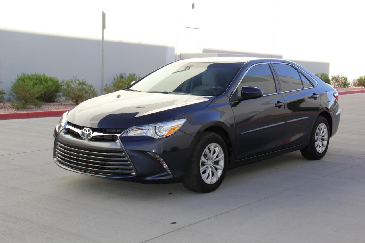 Toyota Camry LE 2017