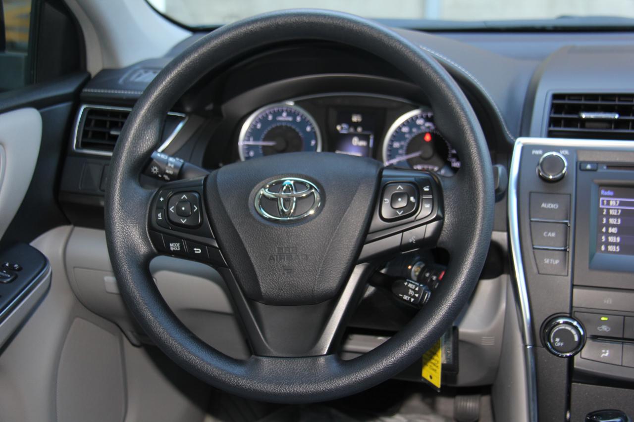 Toyota Camry LE 2017