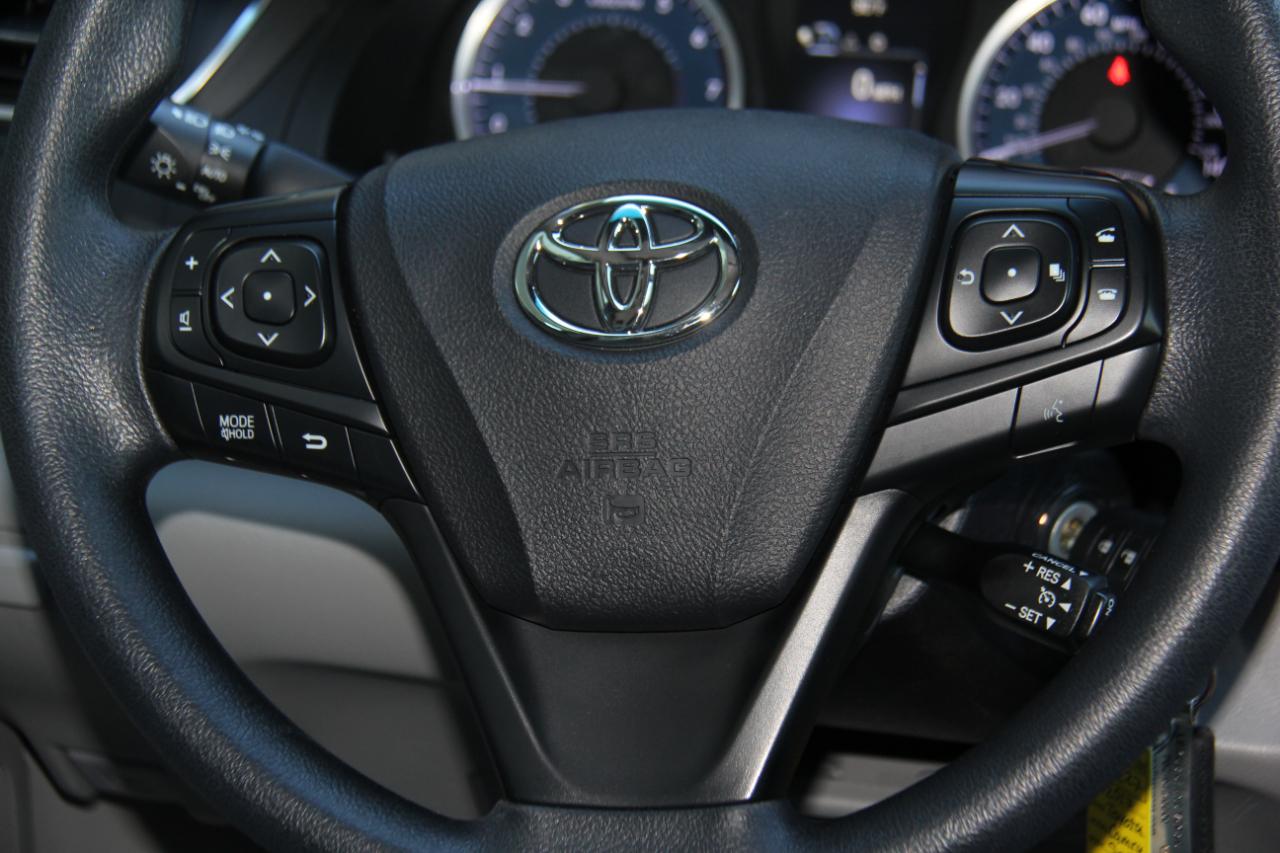 Toyota Camry LE 2017