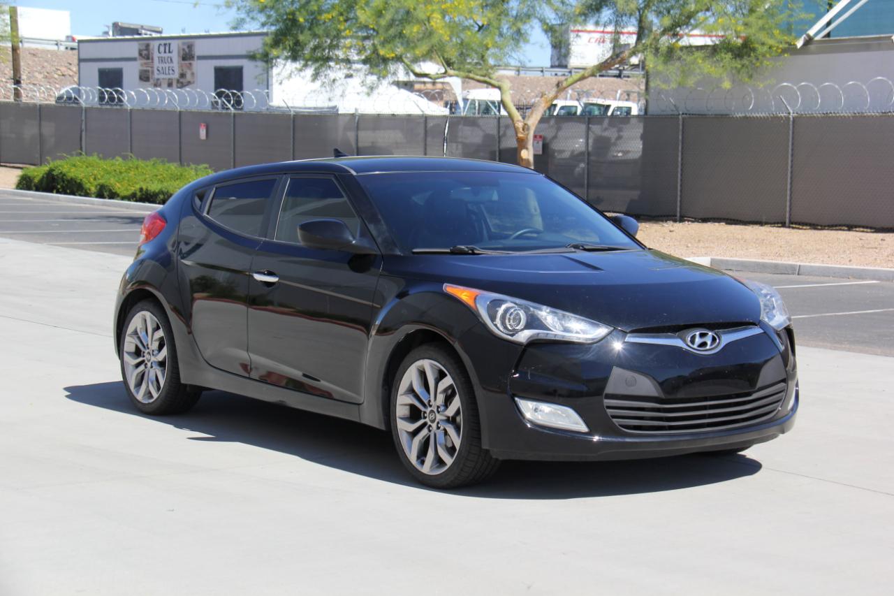 Hyundai Veloster Base 2014