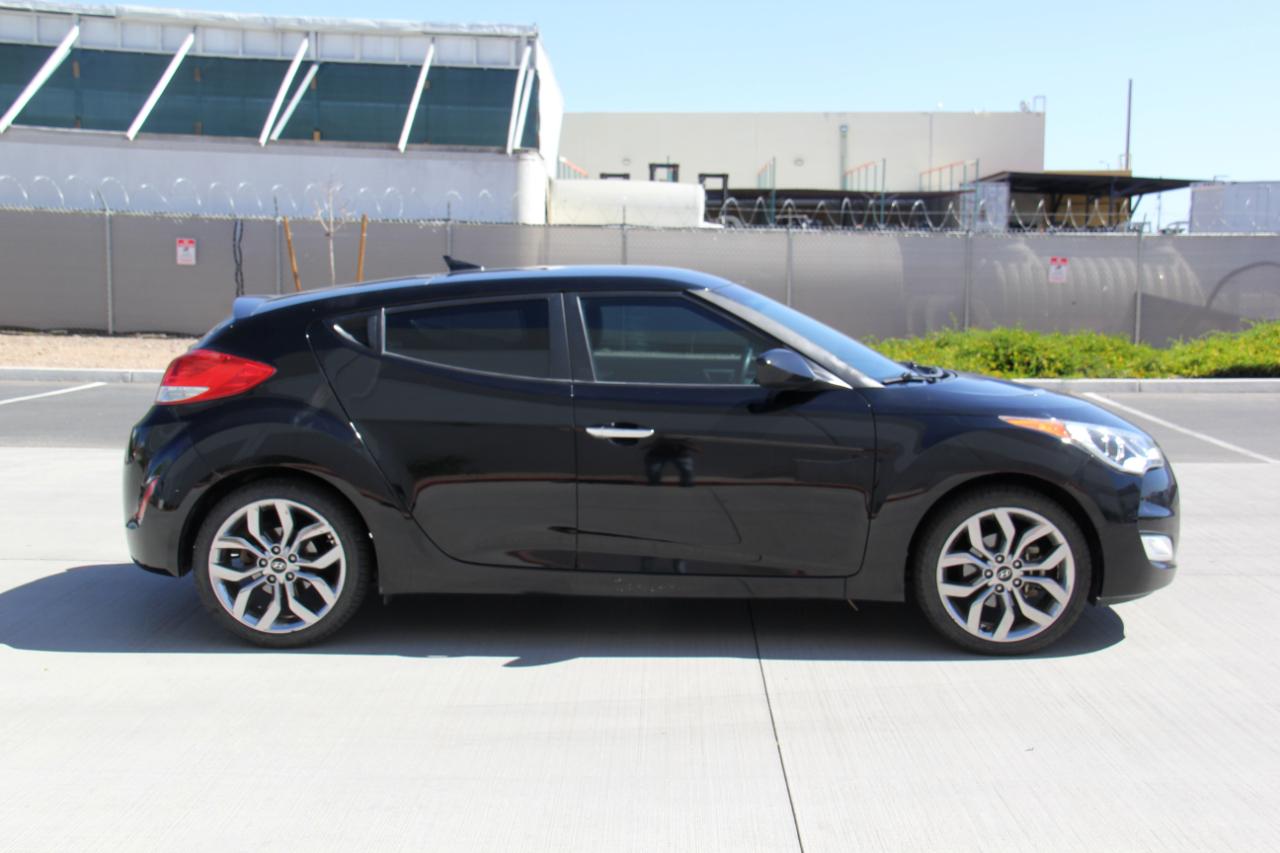 Hyundai Veloster Base 2014