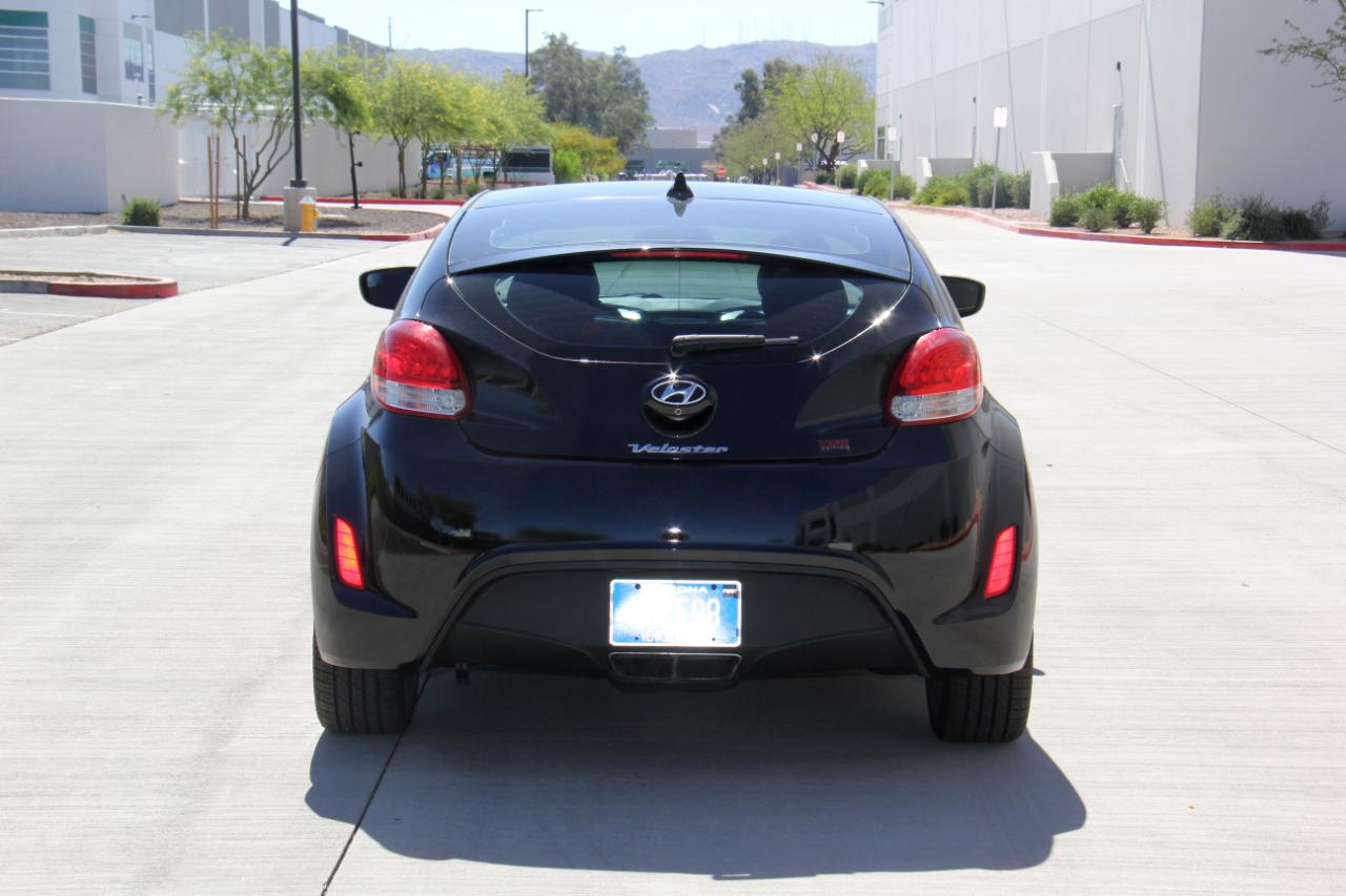 Hyundai Veloster Base 2014