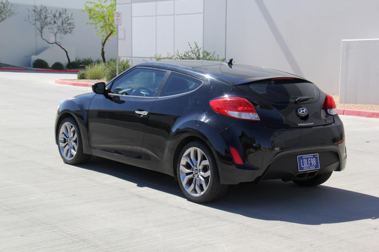 Hyundai Veloster Base 2014