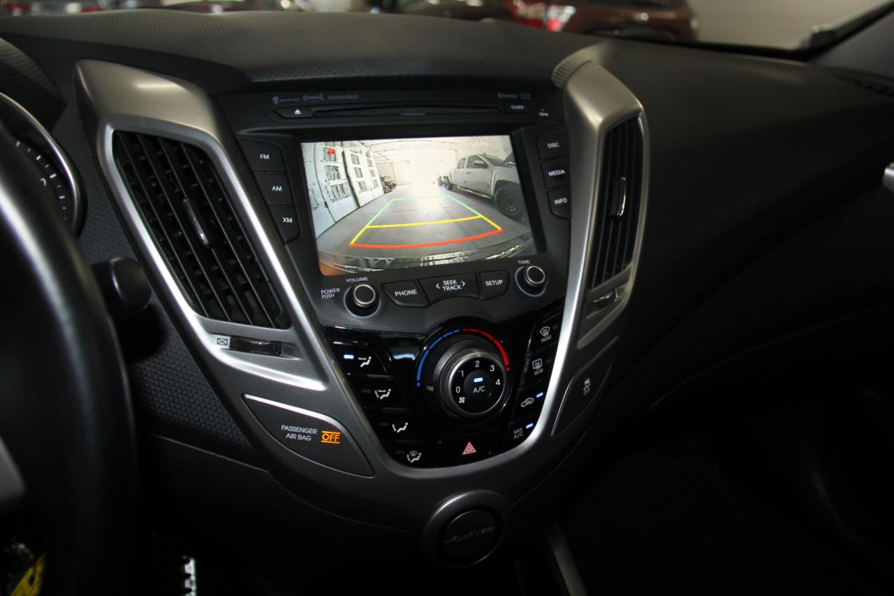 Hyundai Veloster Base 2014