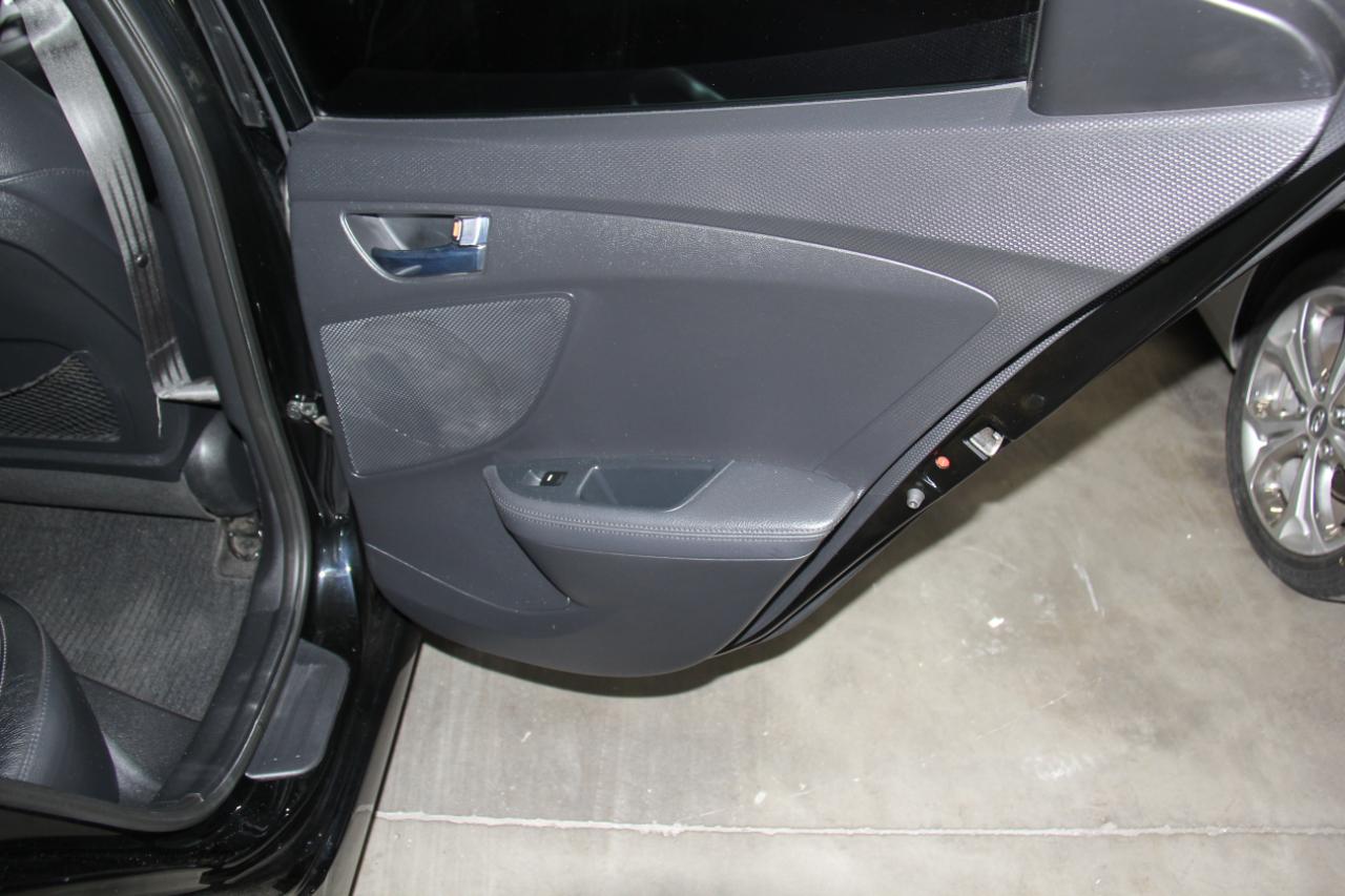 Hyundai Veloster Base 2014