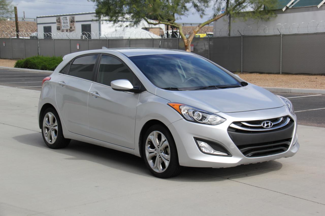 Hyundai Elantra GT Base 2013