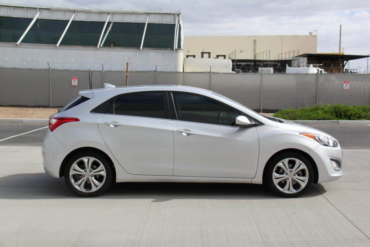 Hyundai Elantra GT Base 2013