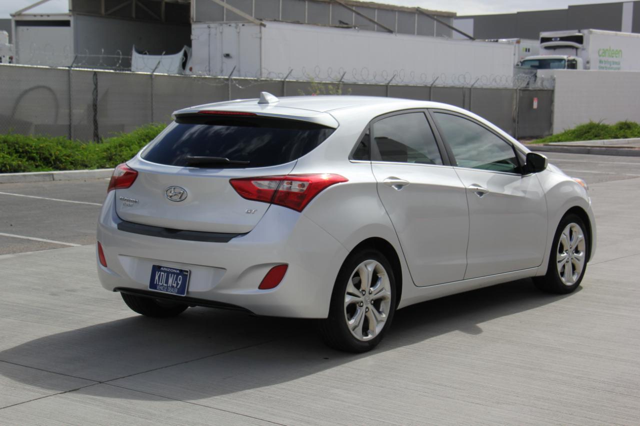 Hyundai Elantra GT Base 2013