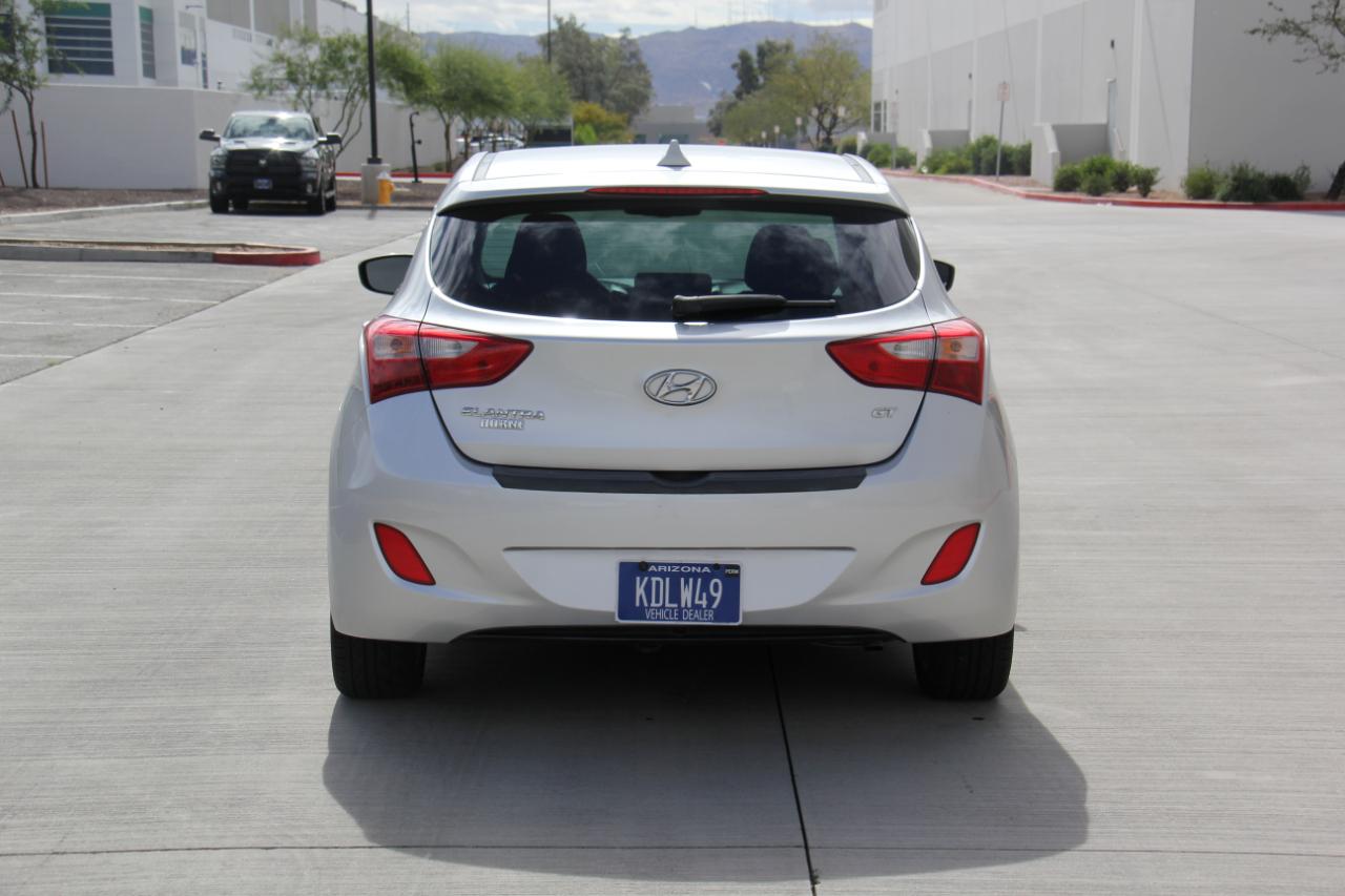 Hyundai Elantra GT Base 2013