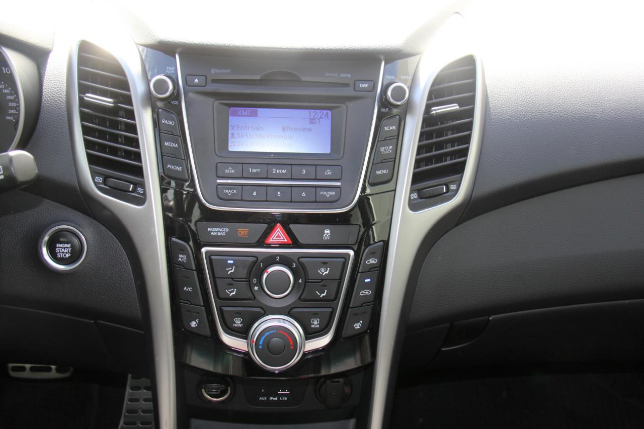Hyundai Elantra GT Base 2013