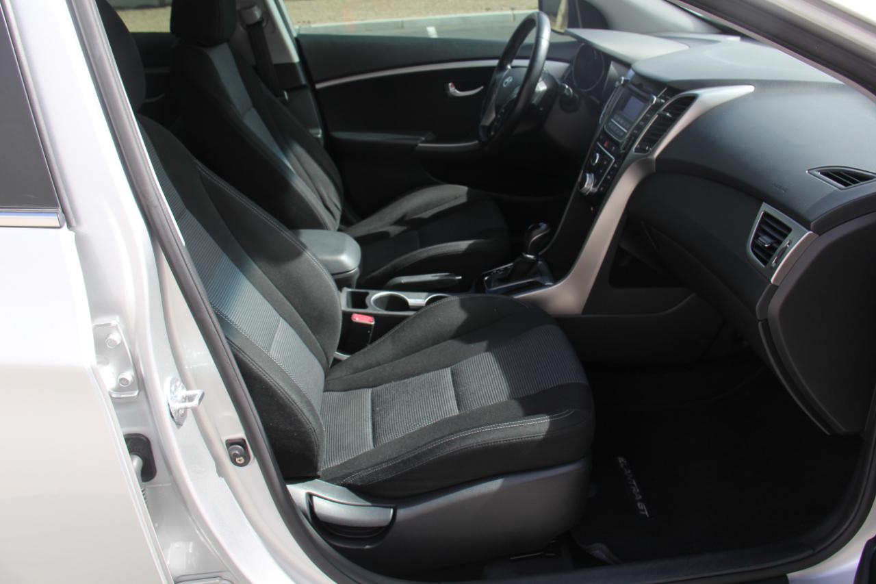 Hyundai Elantra GT Base 2013