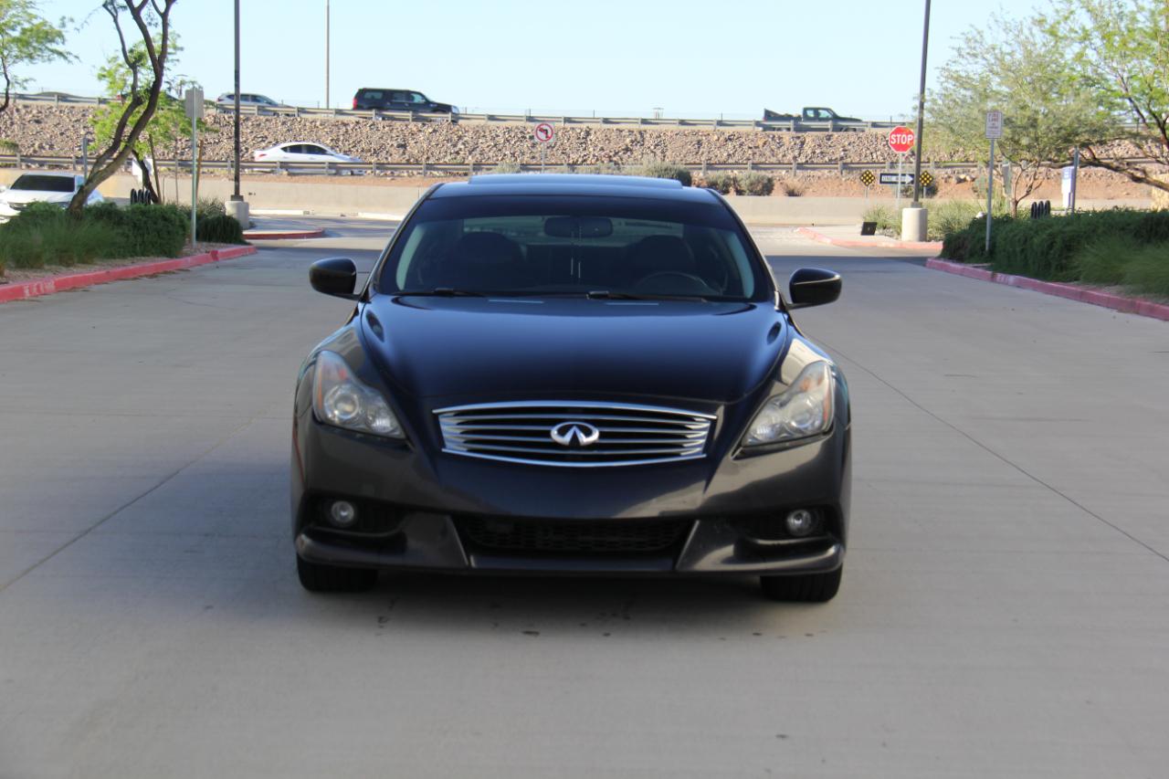 Infiniti G37  2013