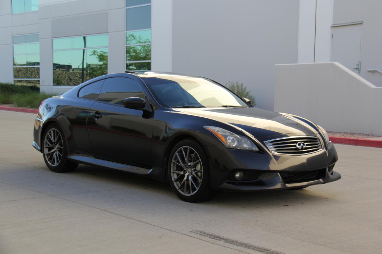 Infiniti G37  2013
