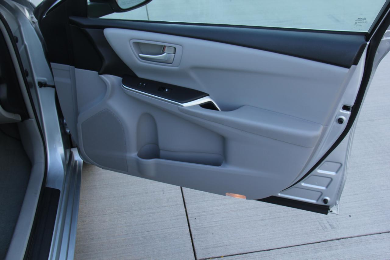 Toyota Camry LE 2016